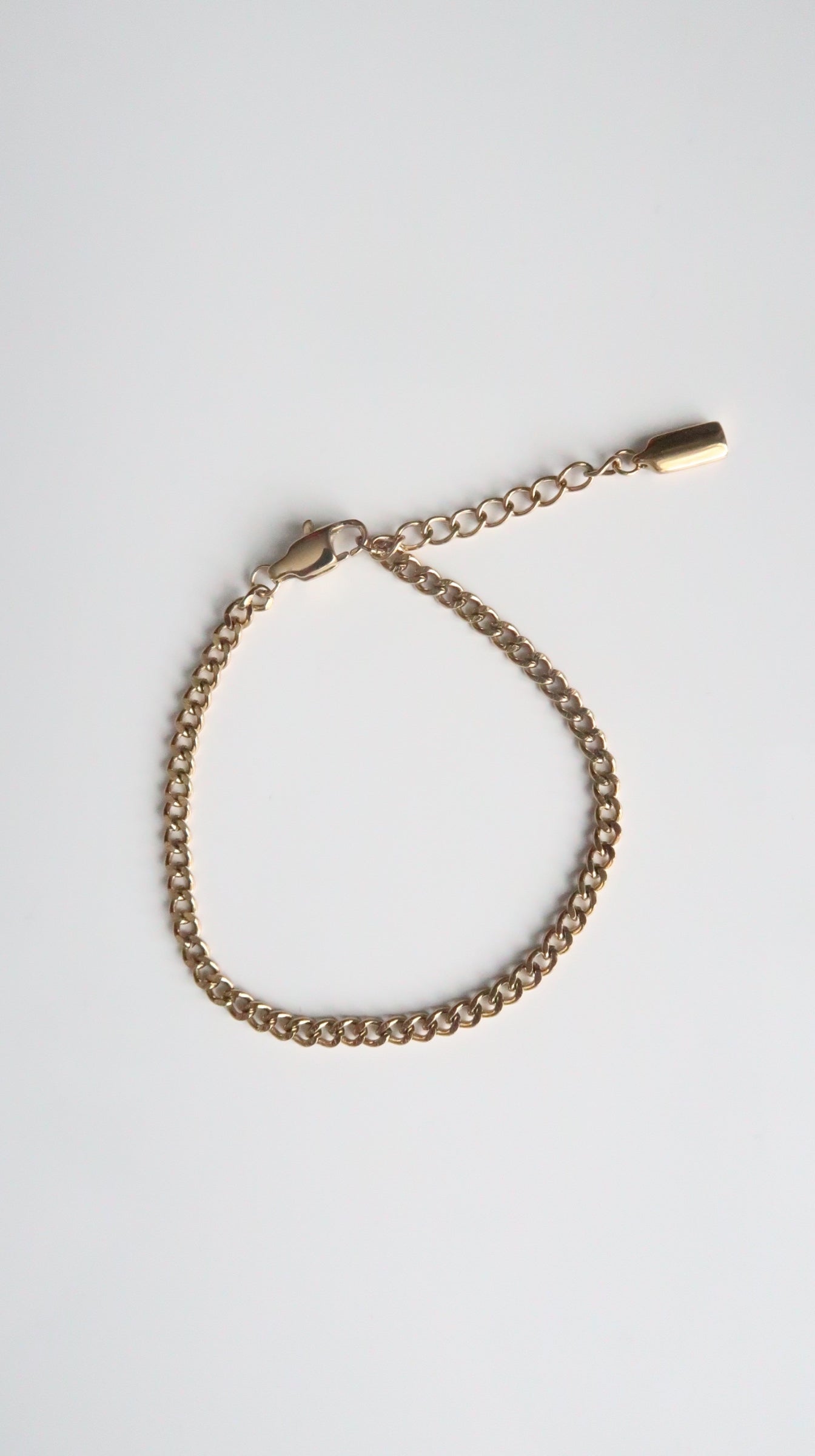 Curb bracelet