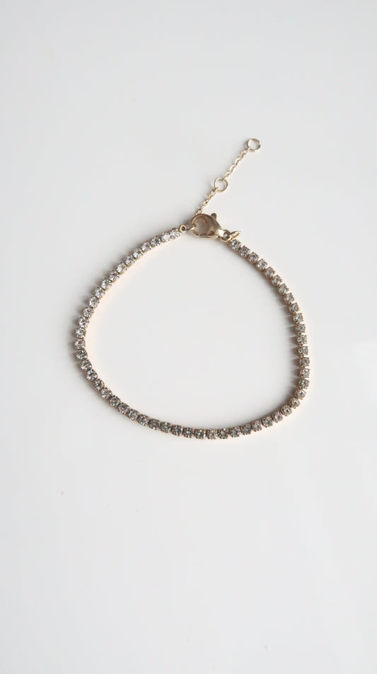 Tennis bracelet