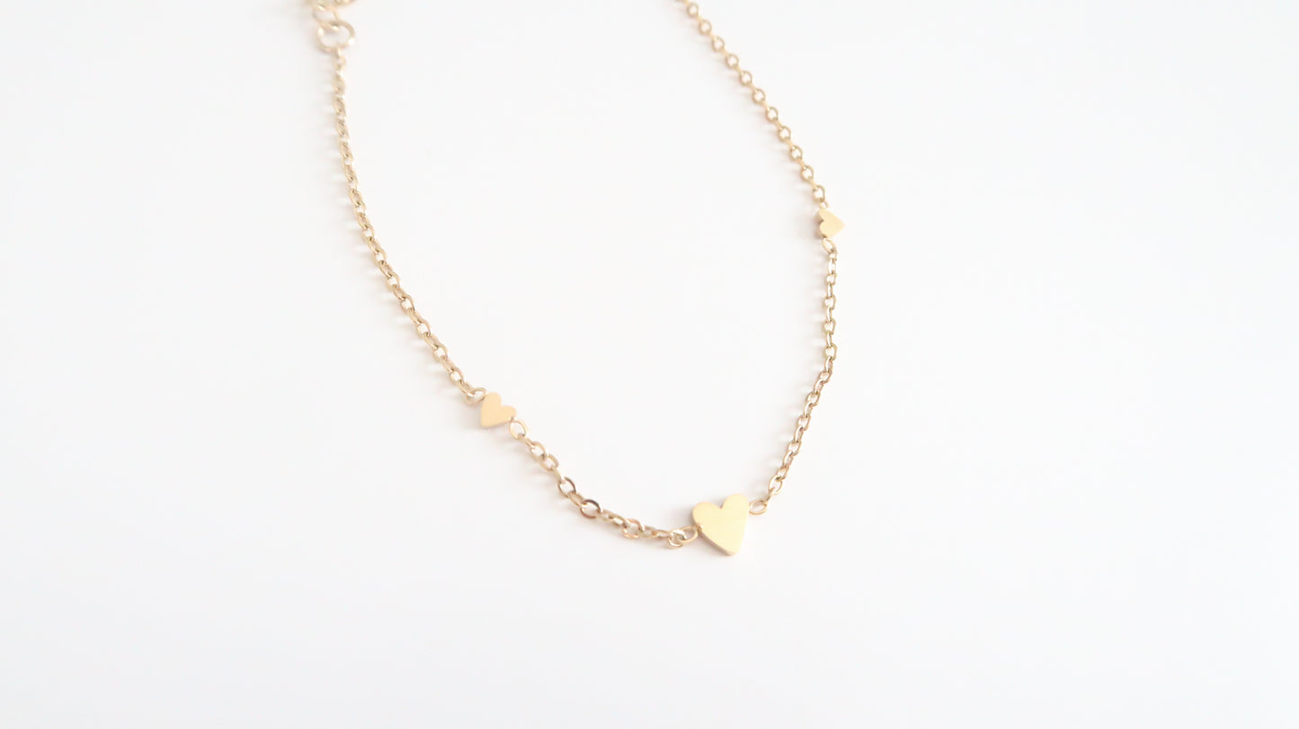 Dainty hearts bracelet